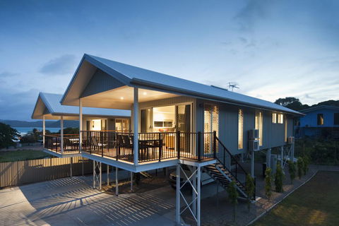 Island Villas & Apartments - Accommodation NSW 1