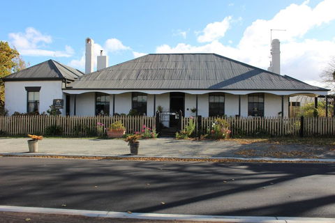 Ivy On Glenelg - Accommodation NSW 0