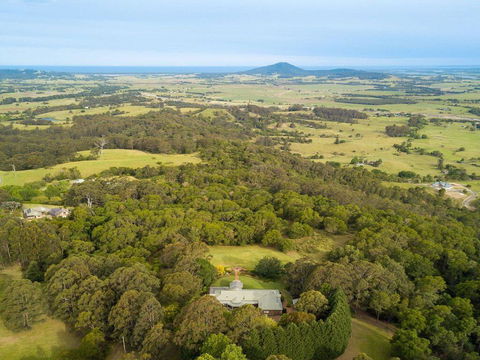 Jaspers Brush - Tranquil Gardens & Stunning Views - Accommodation NSW 1