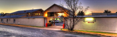 Kookaburra Lodge - Accommodation NSW 0