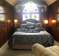 Krinklewood Cottage  Train Carriages - Accommodation NSW