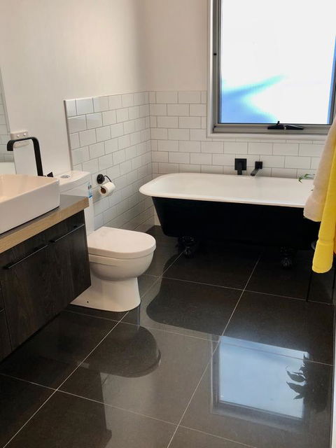 La Casa Cabrera - Accommodation NSW 3