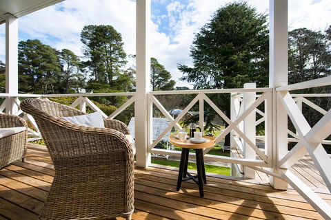 Lake Daylesford Apartment 2A - Accommodation NSW 2