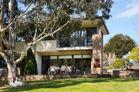 Lake Daylesford Lodge 6 - Accommodation NSW 1