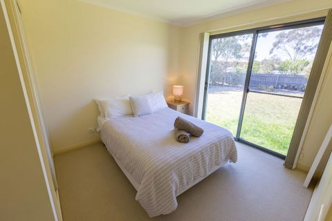 Lakeview - Waterviews On Newlands Arm - Accommodation NSW 1
