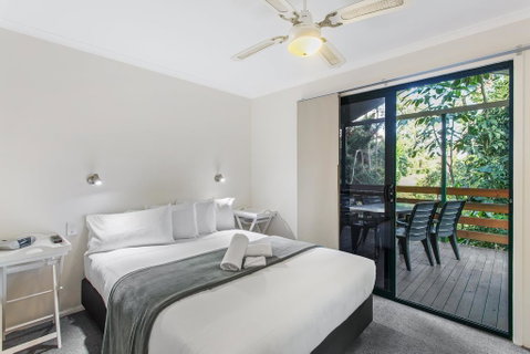 Landsborough Pines Caravan Park - Accommodation NSW 3