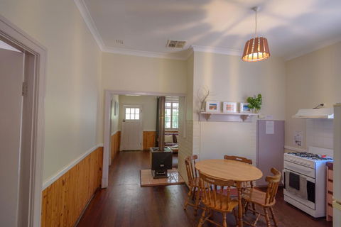 Lewana Cottages - Accommodation NSW 3