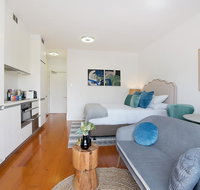 Luxurious light-filled studio in winning location - Accommodation NSW