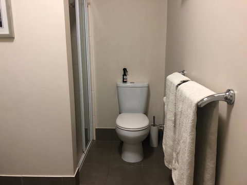 Luxury Room 15mins From Wagga's CBD - Accommodation NSW 3