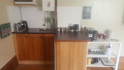 Lynton Lane - Accommodation NSW 3