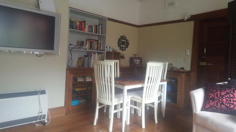 Lynton Lane - Accommodation NSW 1