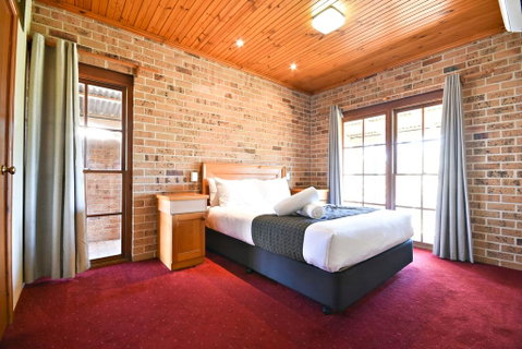 Macquarie Inn - Accommodation NSW 1