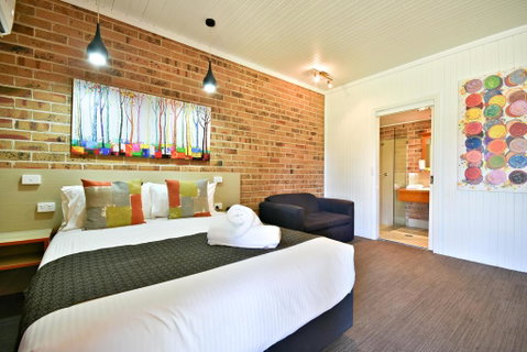 Macquarie Inn - Accommodation NSW 0