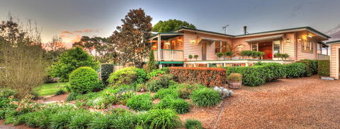 Maleny Homestead & Cottage - Accommodation NSW 2