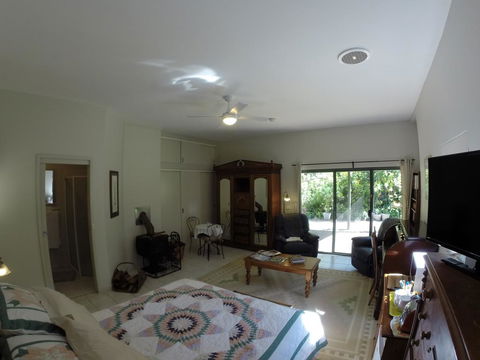 Mandalay House - Accommodation NSW 2