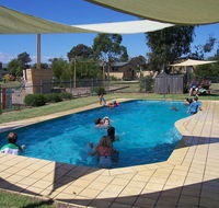 Mansfield Holiday Park - Accommodation NSW