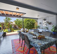 Marche Home Stay Immaculate Presentation Private  Relaxing - Accommodation NSW