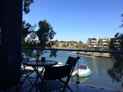 Marina View Apartment On The Maribyrnong River, Melbourne - Accommodation NSW 0