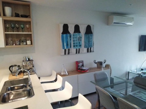 Marina View Apartment On The Maribyrnong River, Melbourne - Accommodation NSW 2