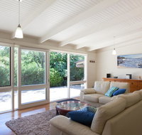 Maryrose - Beautiful close walk to the beach - Accommodation NSW