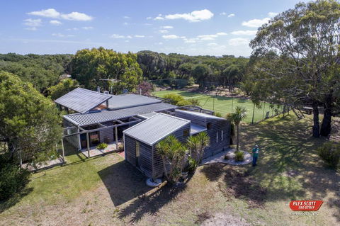 Melaleuca Retreat - Accommodation NSW 2