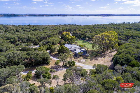 Melaleuca Retreat - Accommodation NSW 0