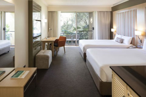 Mercure Gold Coast Resort - Accommodation NSW 2