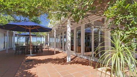 Merricks North Retreat - Country Home On 5 Acres - Accommodation NSW 2