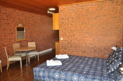Merrijig Motor Inn - Accommodation NSW 1