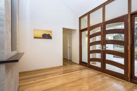 Metricup House - Elegant Country Retreat - Accommodation NSW 3