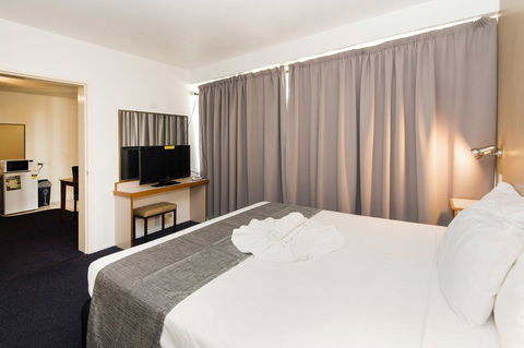 Mid City Motor Inn - Accommodation NSW 2