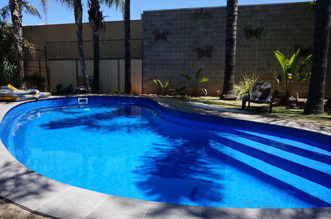Mid City Plantation Motel - Accommodation NSW 2