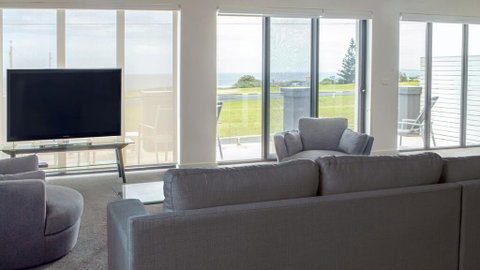 Midas Ocean View - Accommodation NSW 3