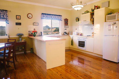 Milford Country Cottages - Accommodation NSW 3
