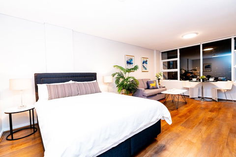 MLB38-Panoramic View Studio Near Sydney Harbour - Accommodation NSW 3