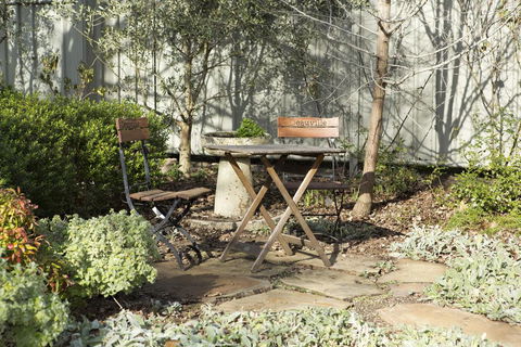 Mollisons - Accommodation NSW 2