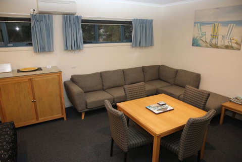 Motel On A'Beckett - Accommodation NSW 2