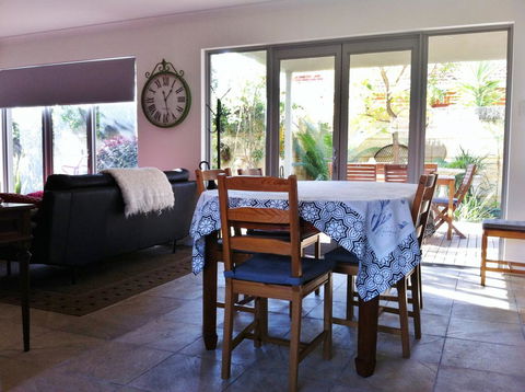 Mt Lawley Garden Apartment - Accommodation NSW 2