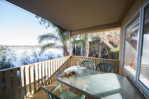Mundic Waterfront Cottages - Accommodation NSW 0