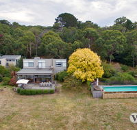 Myers Road Retreat Plus Guest House - Accommodation NSW