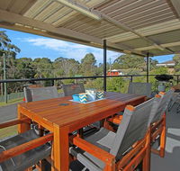 NARRAWALLEE RETREAT - Accommodation NSW
