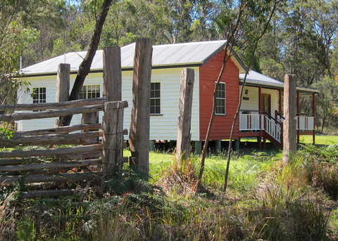 Neds Cabin - Accommodation NSW 2