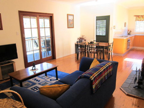 Neds Cabin - Accommodation NSW 3