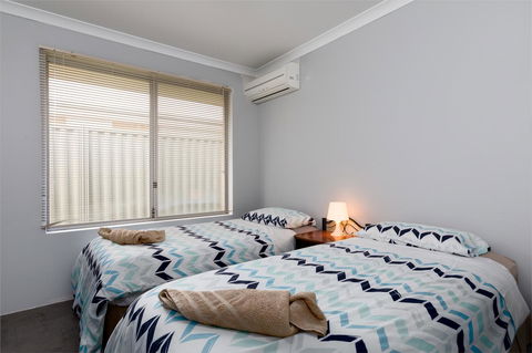 Rainbow Dream House - Accommodation NSW 15