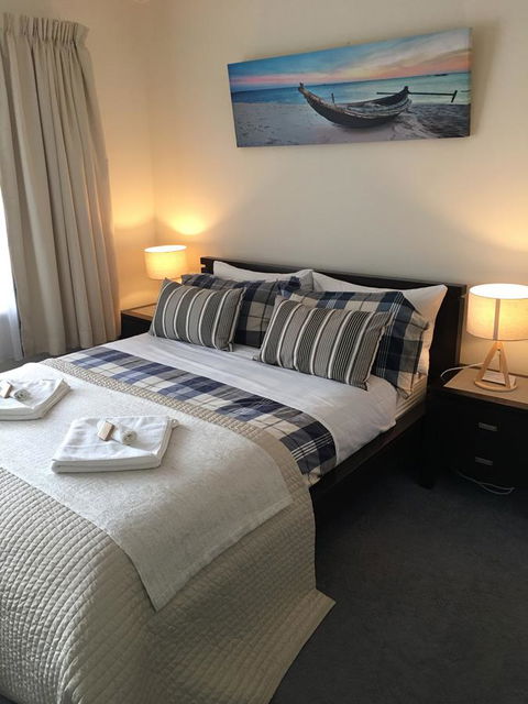 Applecross Village Apartment - Accommodation NSW 26