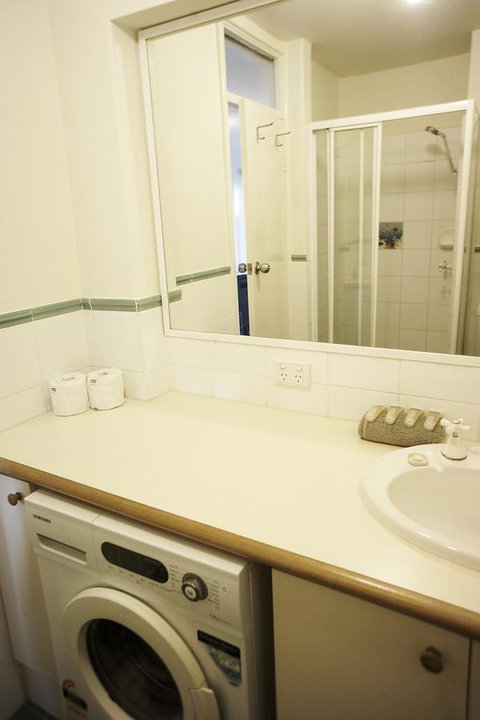 Studio 208 With Ocean Views - Accommodation NSW 15