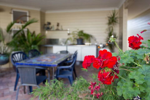 Fremantle Local Beach Studio - Accommodation NSW 4