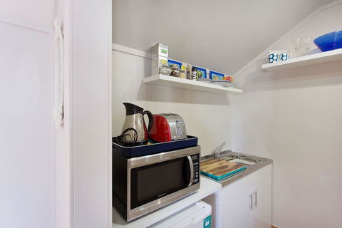 Fremantle Local Beach Studio - Accommodation NSW 12