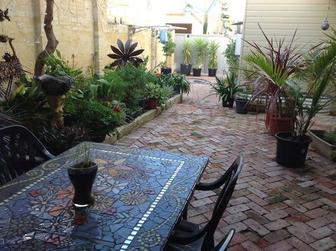 Fremantle Local Beach Studio - Accommodation NSW 23