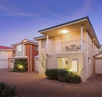 Cooper Street - Accommodation NSW